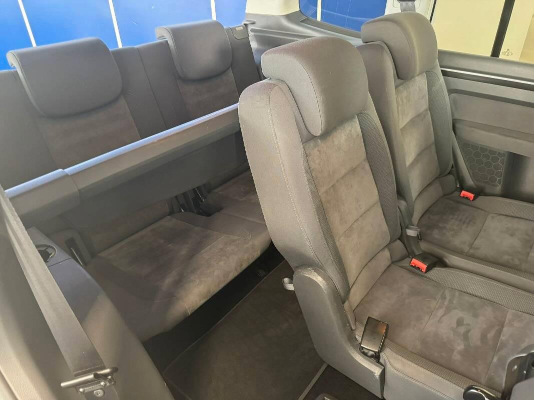 Volkswagen Touran 2.0 tdi Highline dsg