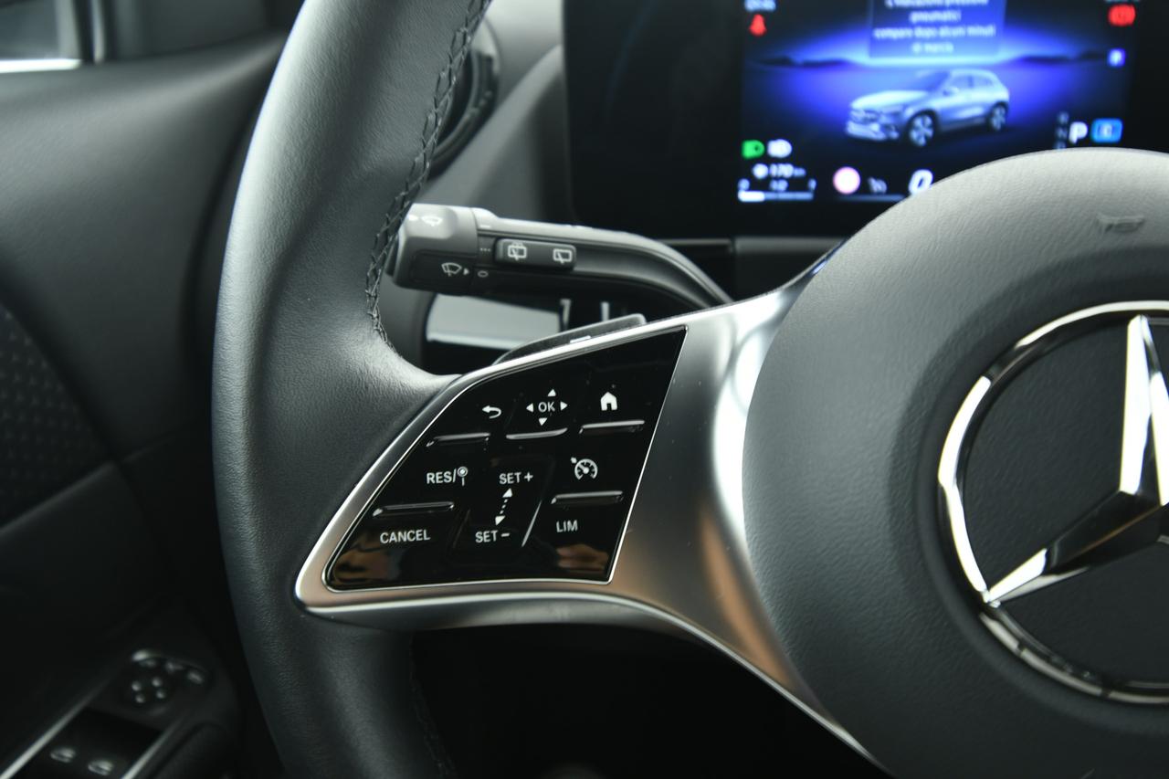 Mercedes-Benz GLA 180 d Advanced auto NEOPATENTATI+CAMERA+LED