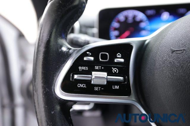 MERCEDES-BENZ A 180 D AUTOMATICA SPORT FARI FULL LED