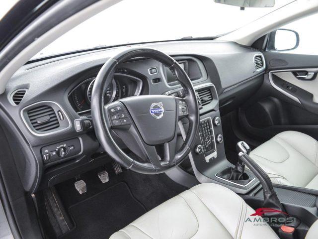 VOLVO V40 D2 1.6 Business Edition