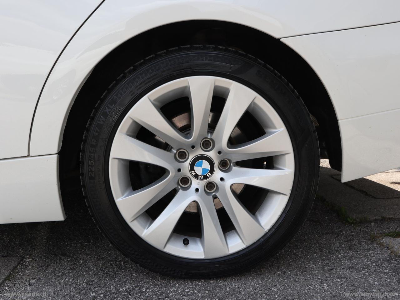 BMW 320d xDrive Touring Attiva