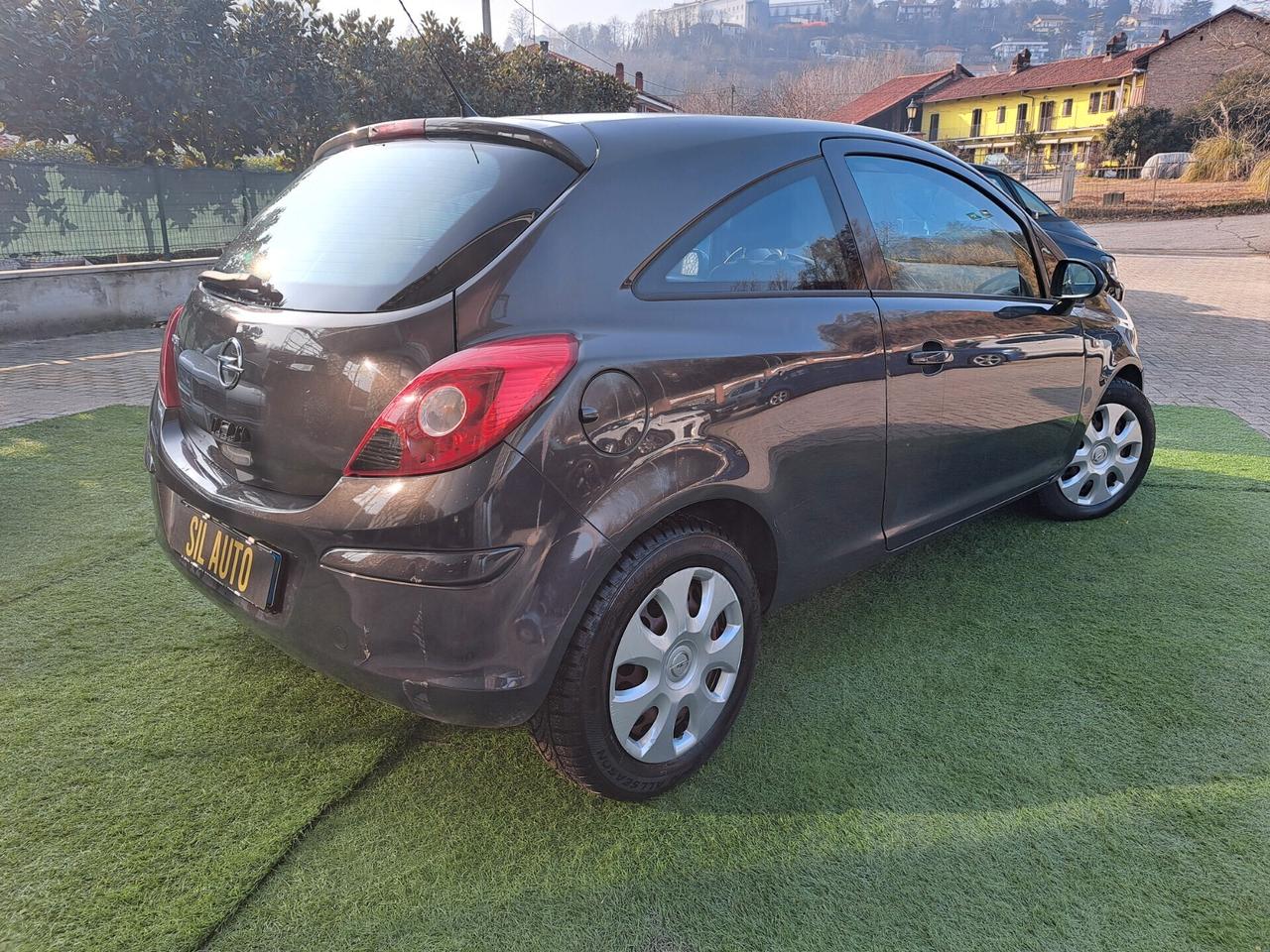 Opel Corsa 1.2 85CV 3 porte GPL VALIDO FINO 2035