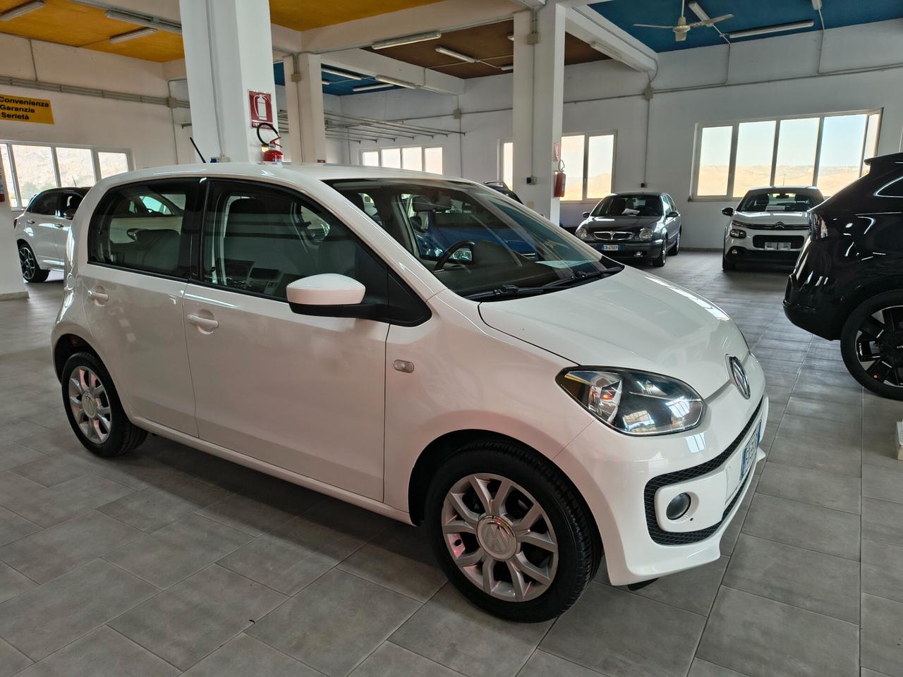 Volkswagen up! 1.0 75 CV 5p. high