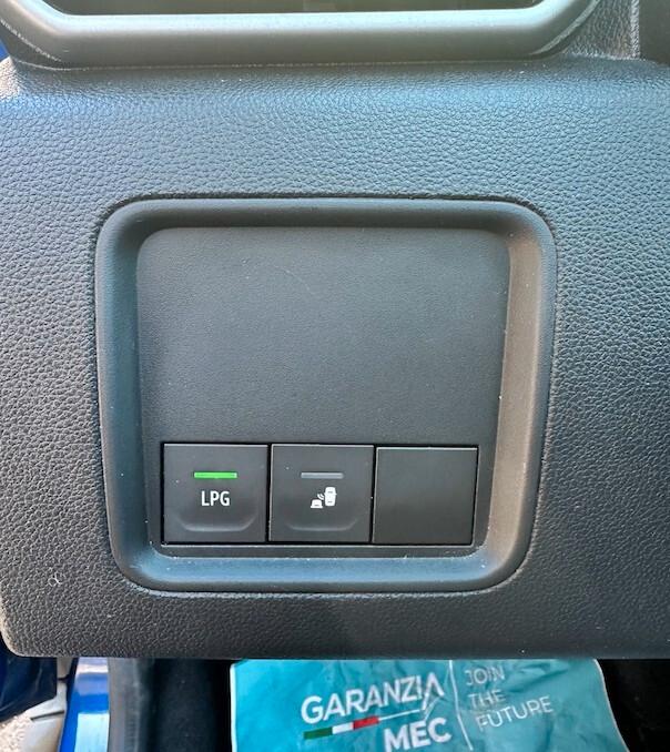 Dacia Duster 1.0 TCe 100 CV GPL – Journey Up – 2022 – Promo 14.900 €