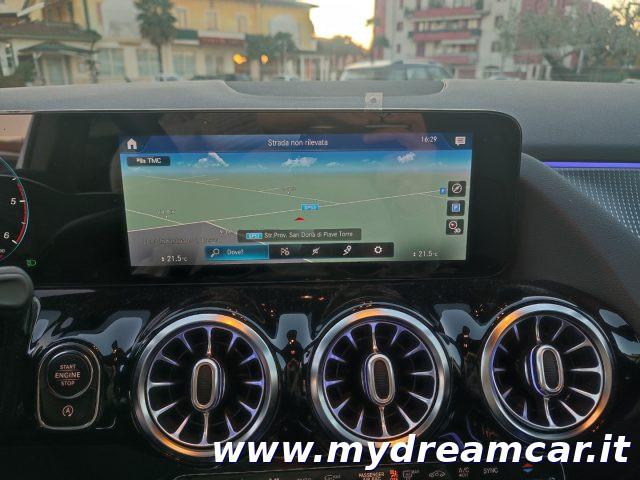 MERCEDES-BENZ GLA 200 d Automatic 4Matic Sport