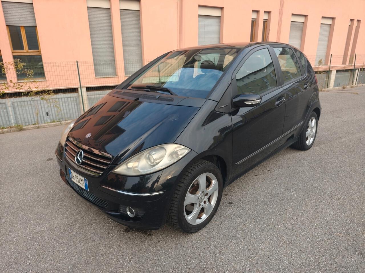 Mercedes-benz A 150 benzina euro 4 5 porte