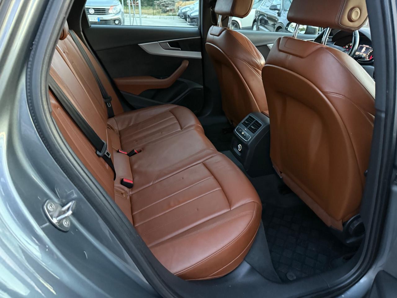 Audi A4 allroad 3.0 TDI 218 CV Evolution TETTO APRIBILE