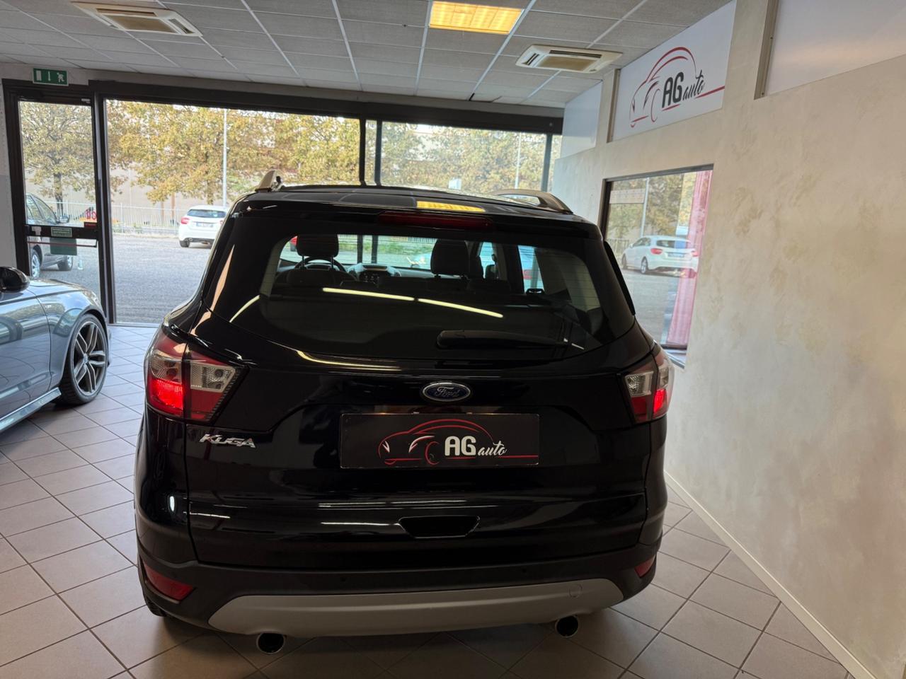 Ford Kuga 1.5 EcoBoost 120 CV benz/GPL