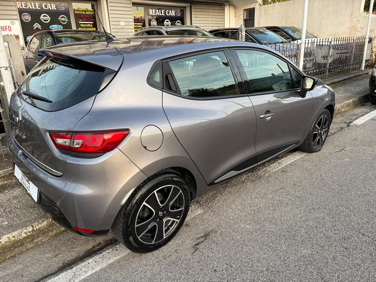 Renault Clio 1.2 Gpl 75CV 5 porte Live