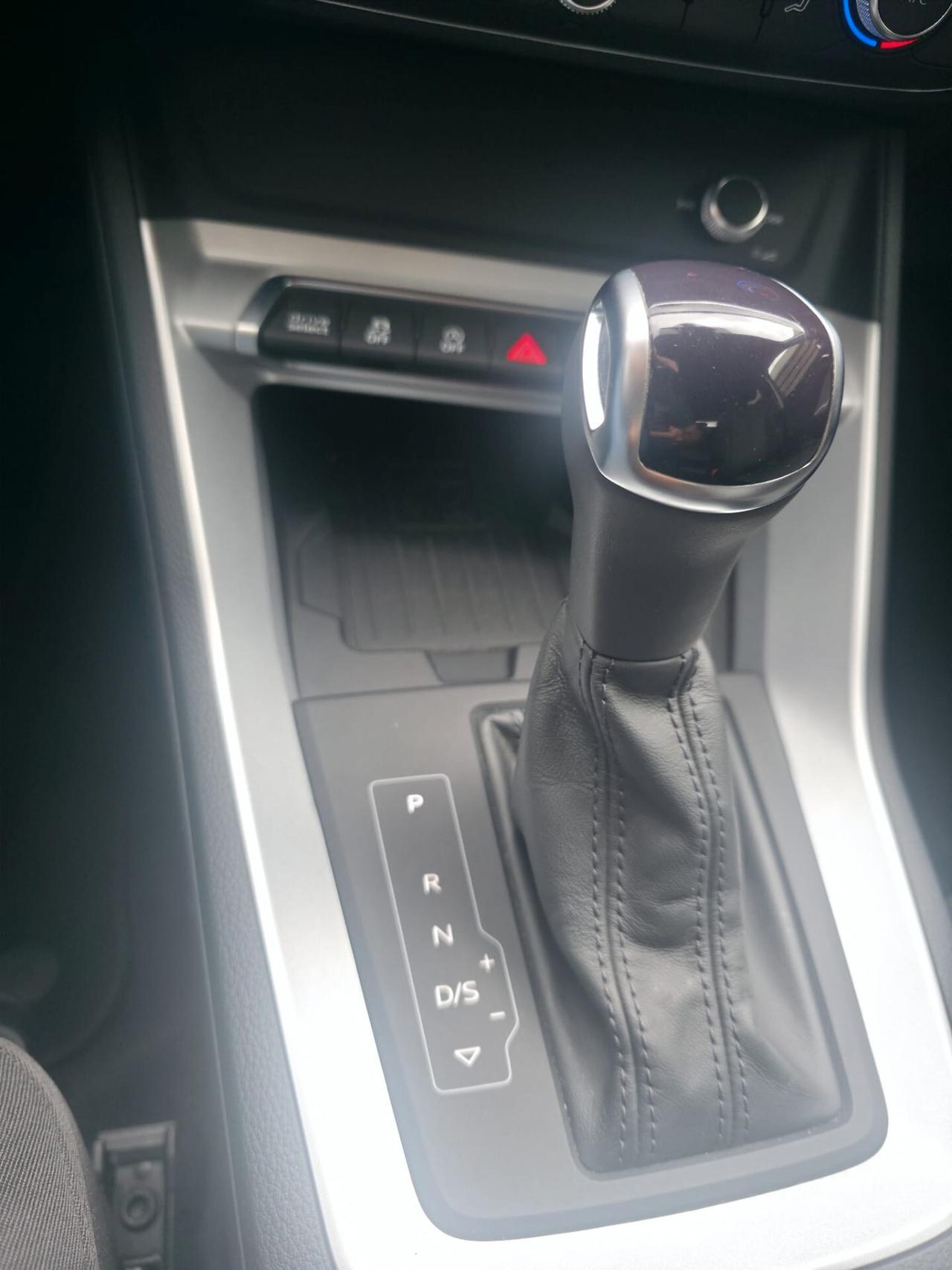 Audi Q3 SPB 35 TDI S line edition