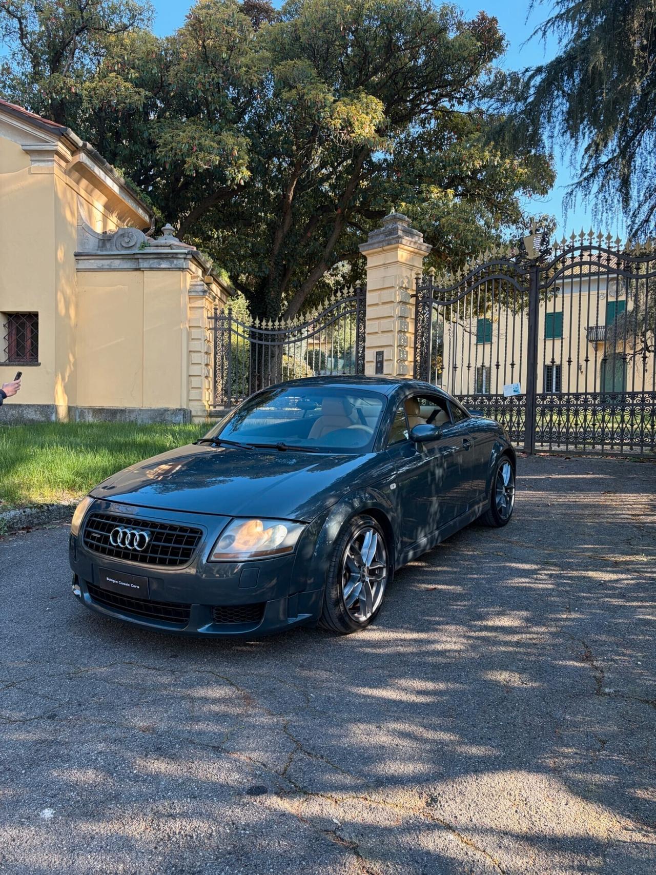 Audi TT 3.2 V6 quattro Book Service Tagliandi Certificati