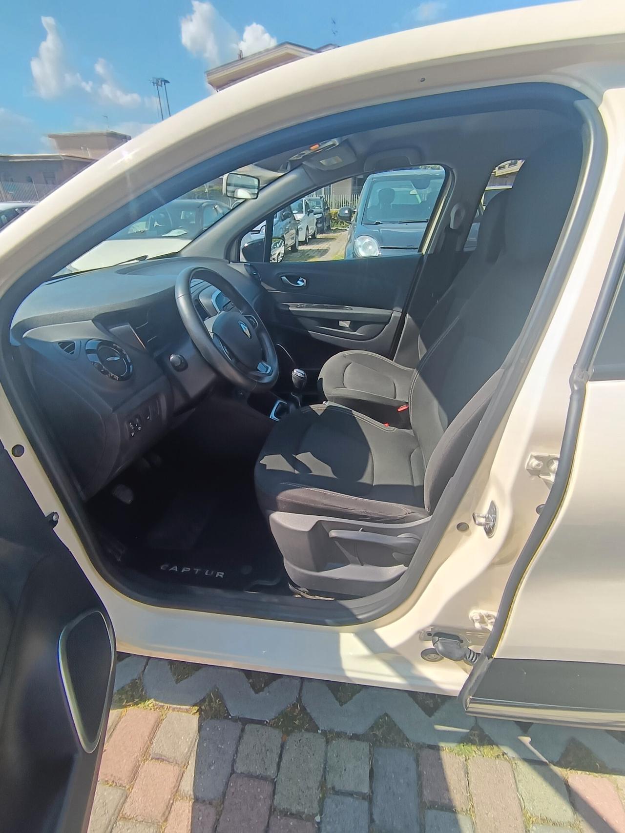 Renault Captur TCe 12V 90 CV Business