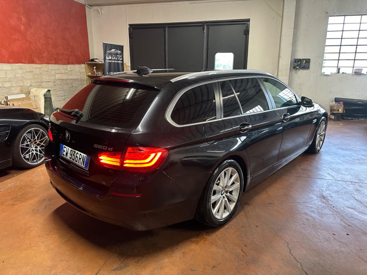 Bmw 520 520d xDrive Touring Luxury