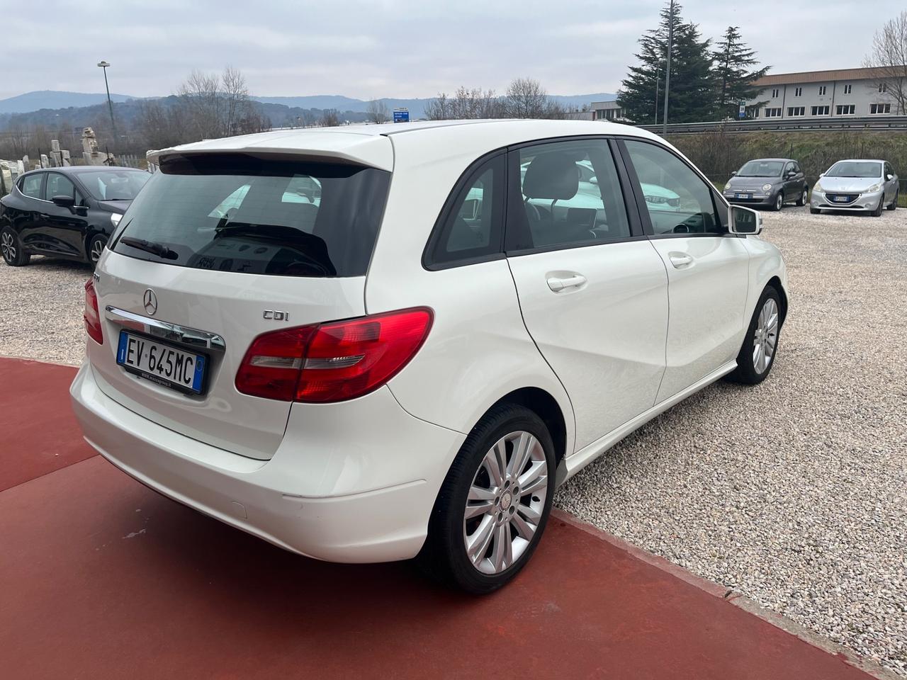 Mercedes-benz B 180 B 180 CDI Automatic Premium