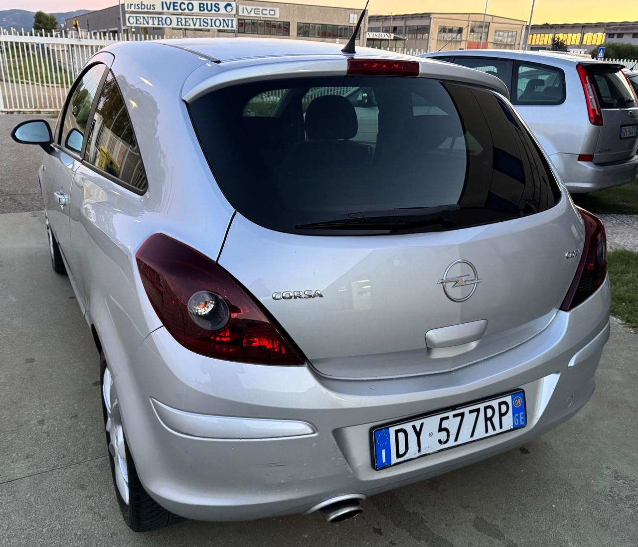 Opel Corsa 1.3 CDTI 90CV SPORT -61.000 KM-
