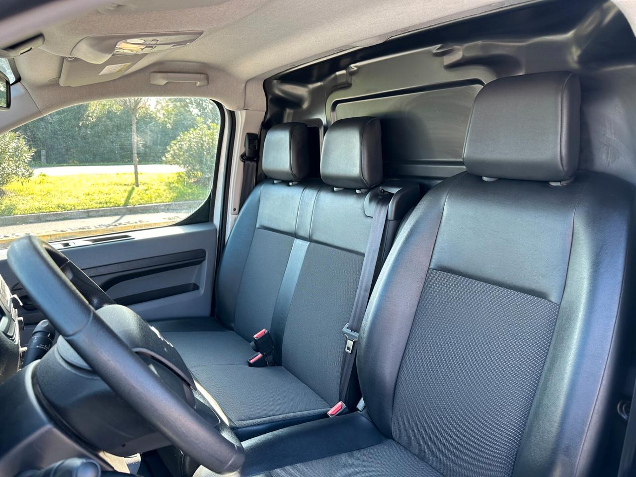 Opel Vivaro 1.5 Diesel -L2 H1 1.5 DIESEL ENJOY