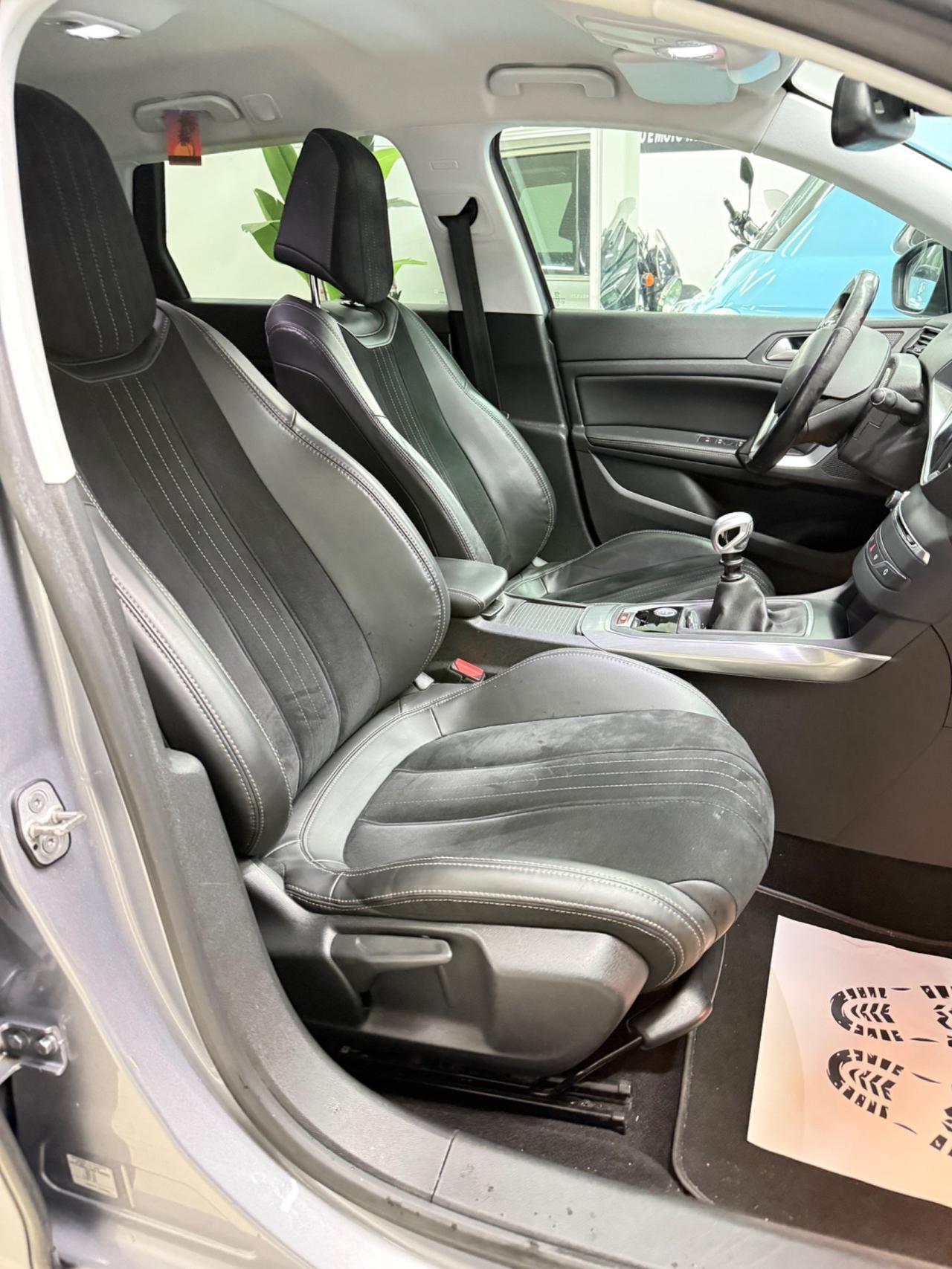 Peugeot 308 BlueHDi 120 S&S Allure