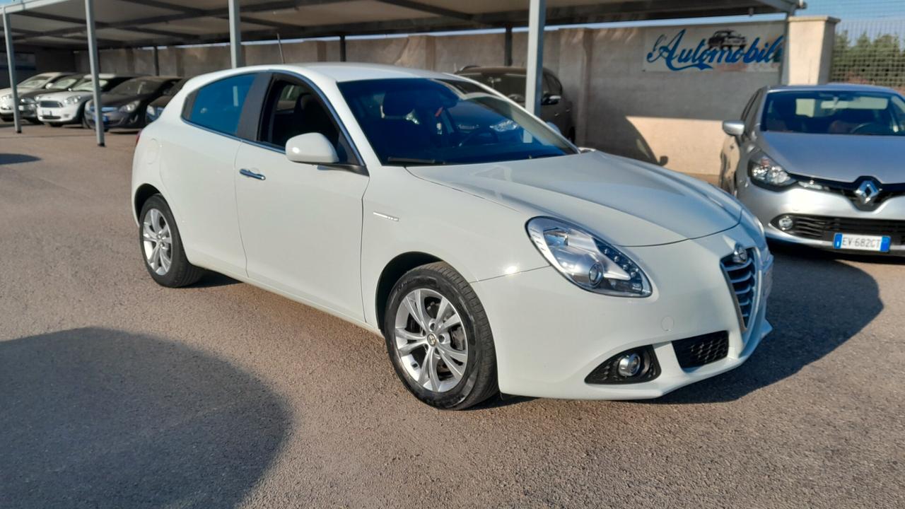 Alfa Romeo Giulietta 1.6 JTDm-2 105 CV Distinctive