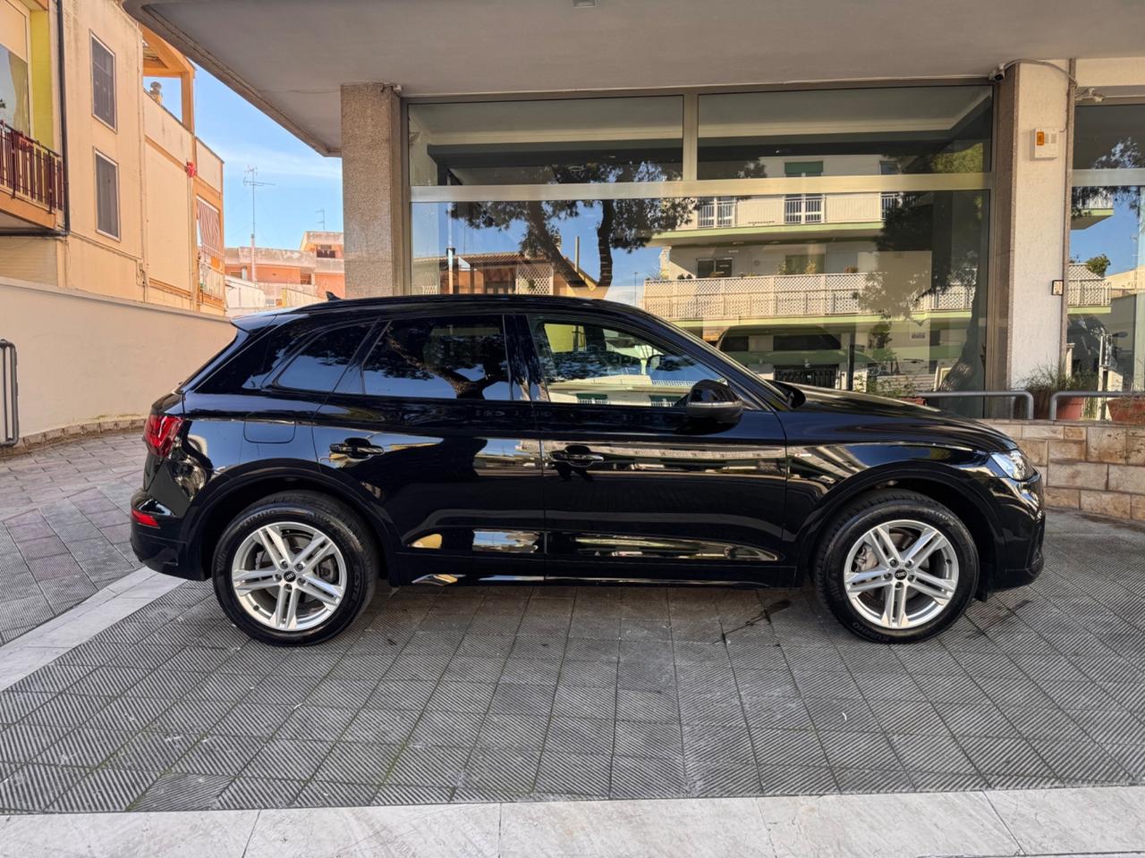 Audi Q5 40 TDI 204 CV quattro S tronic line