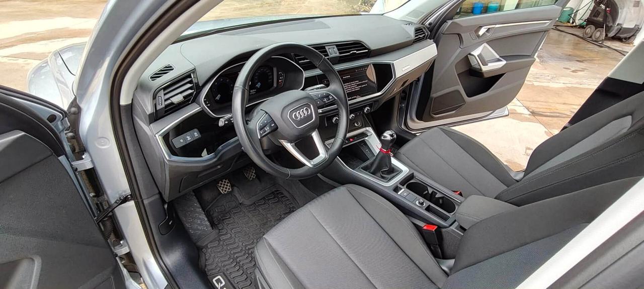 Audi Q3 35 TDI "KM 20000"