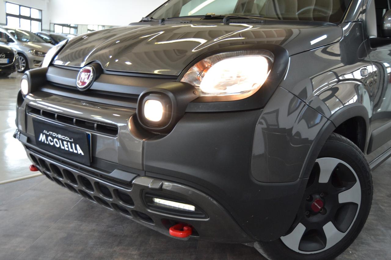 Fiat Panda Cross 1.0 FireFly Hybrid Navi/Led/5Posti