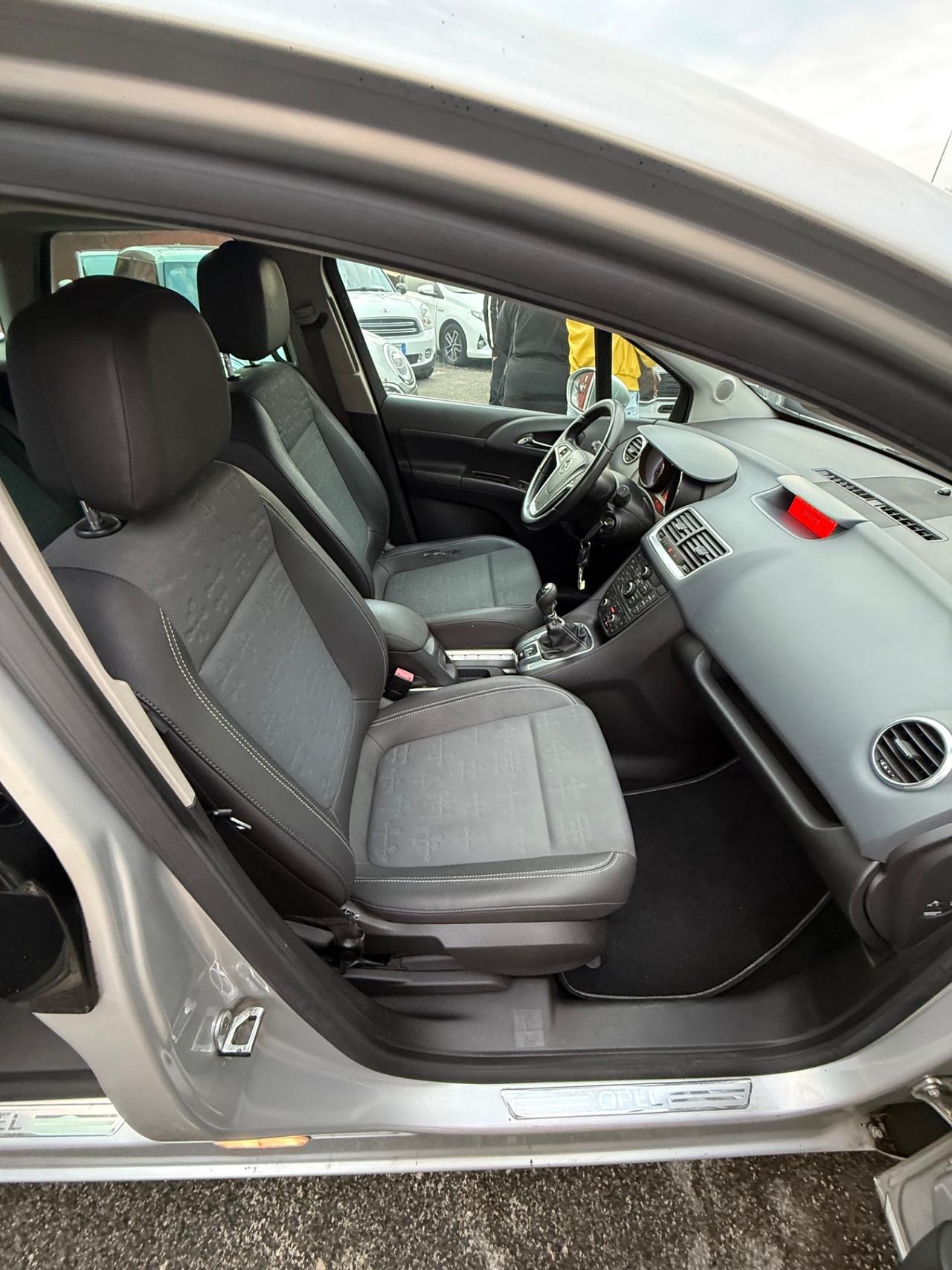 Meriva 1.3 95 cv : Cosmo/unipro/rate/garanzia