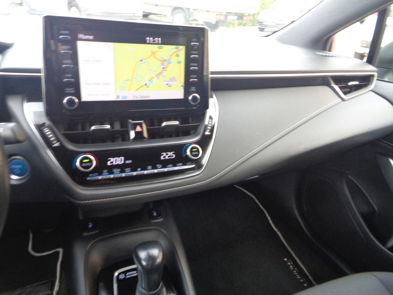 Toyota Corolla Touring Sports 2.0 Hybrid Business NESSUN VINCOLO DI FINANZIAMENTO