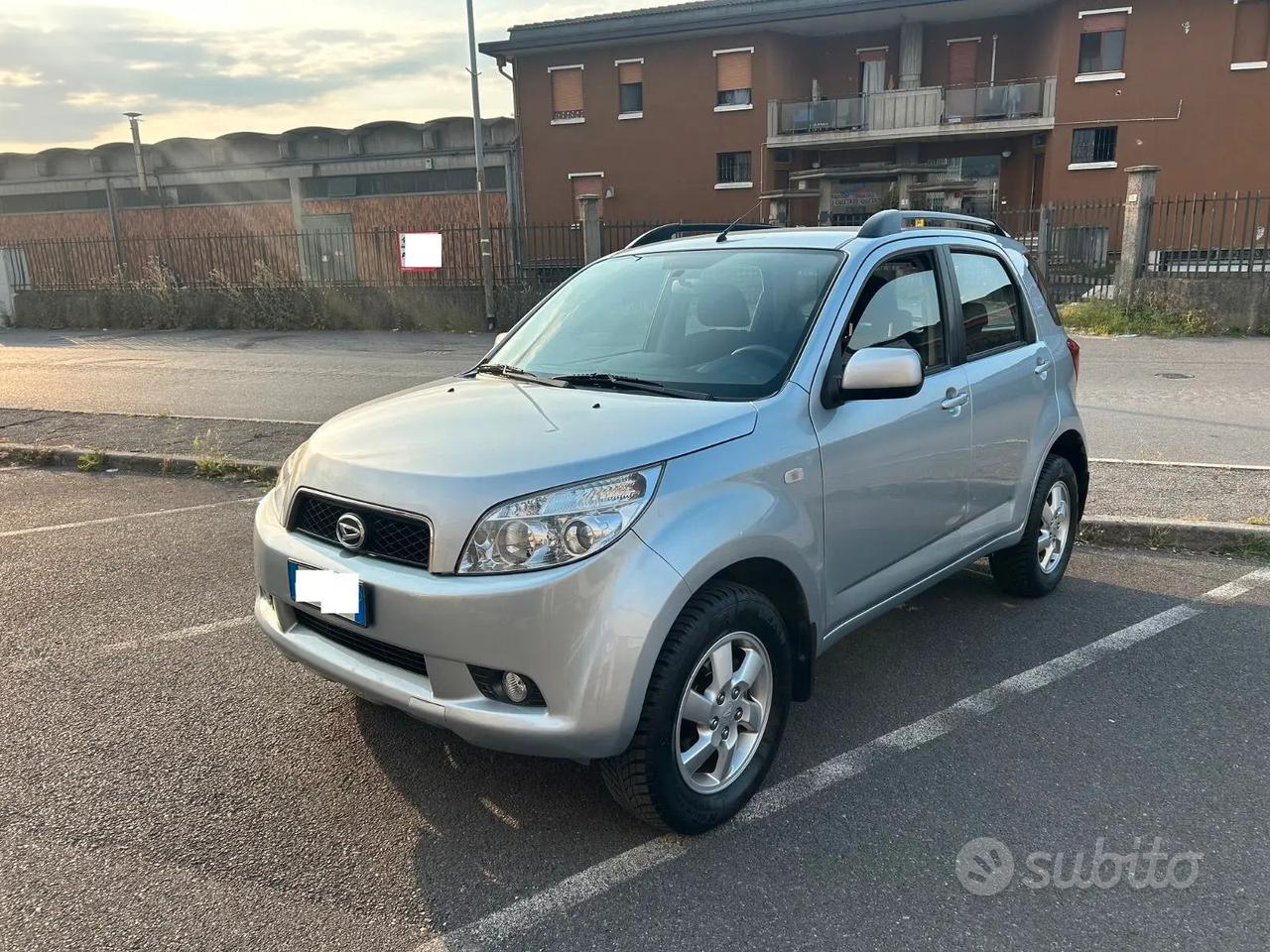 Daihatsu terios 1.3 benzina 4x4 ok neopatentati