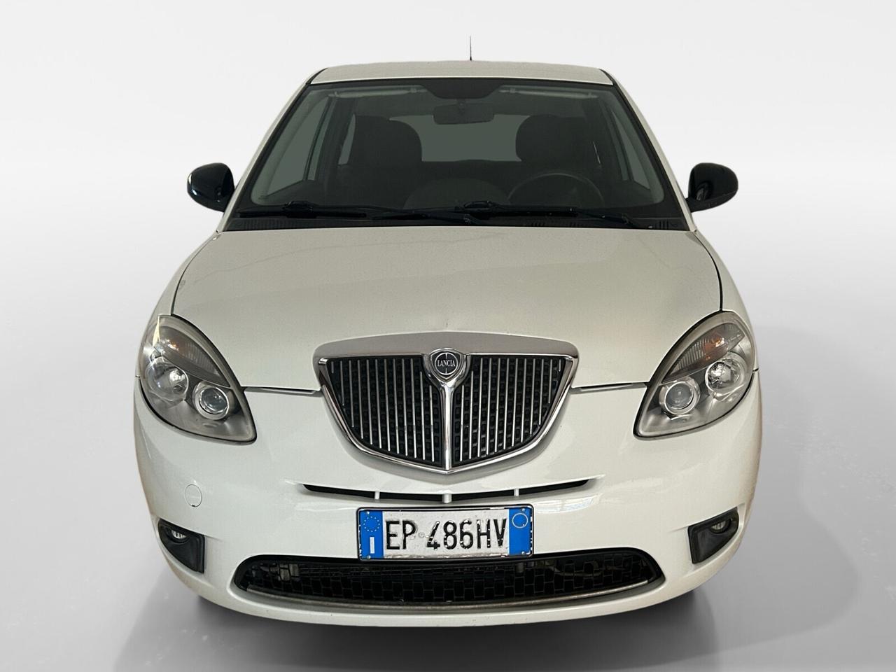 Lancia Ypsilon 1.3 MJT 16V 95 CV 5 porte S&S Silver