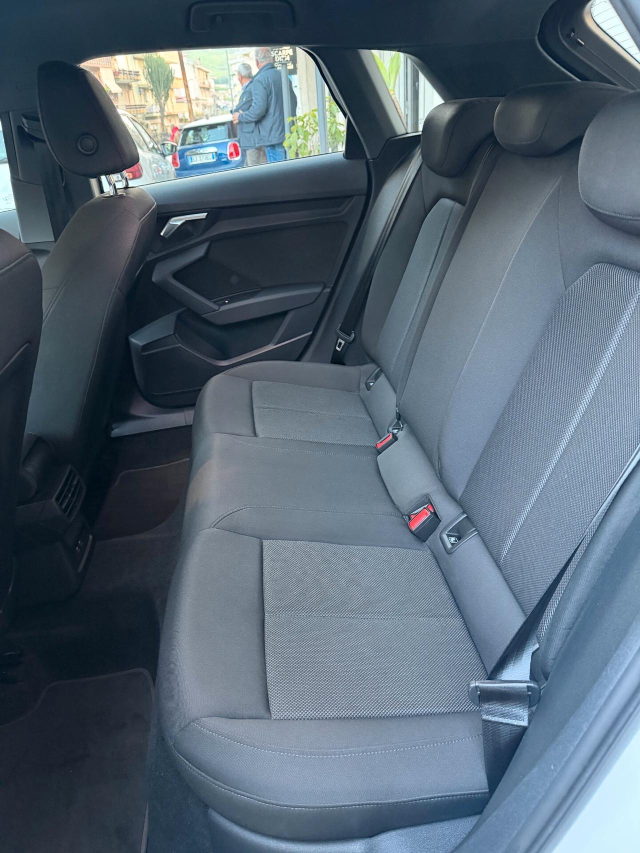 Audi A3 SPB 35 TDI S tronic Business Advanced