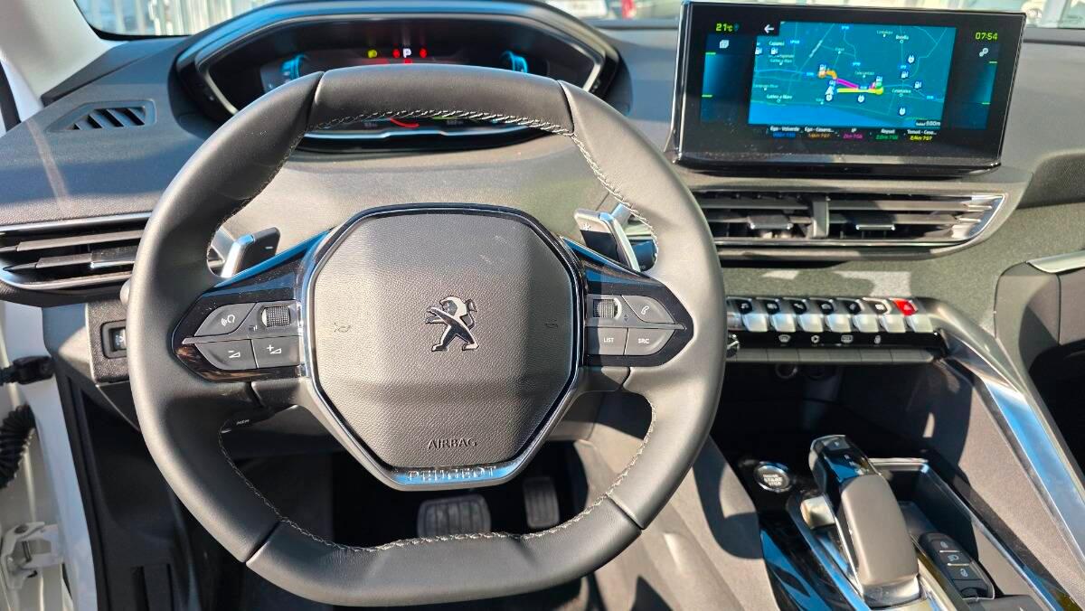 Peugeot 3008 II 1.6 hybrid phev Allure Pack 225cv e-eat8