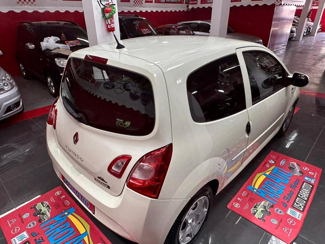 Renault Twingo 1.2 75cv Live - 2013