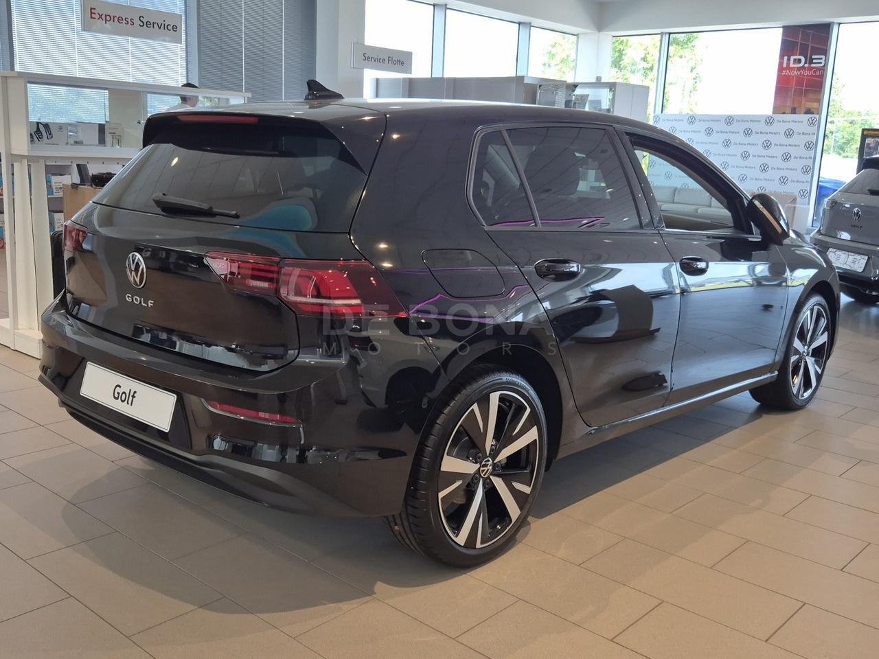 Volkswagen Golf 1.5 tsi ehybrid life 204cv dsg