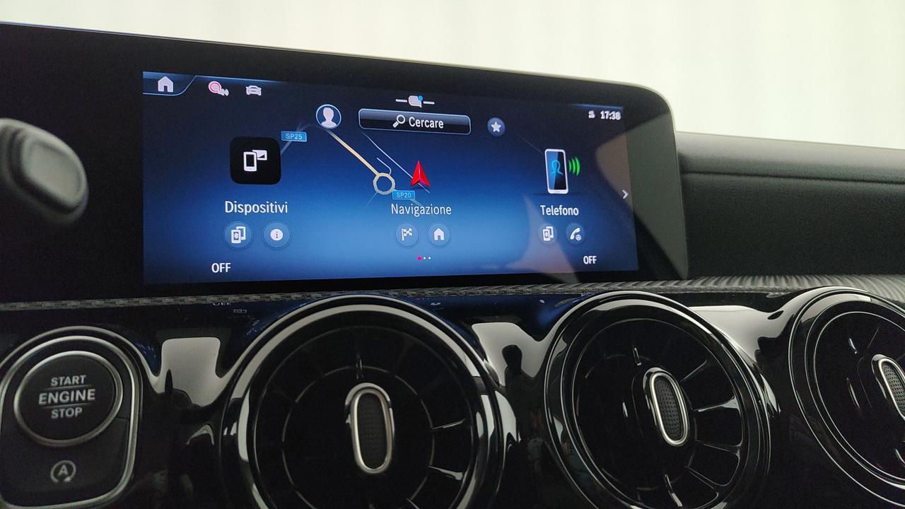 Mercedes-Benz A 180 d Advanced auto