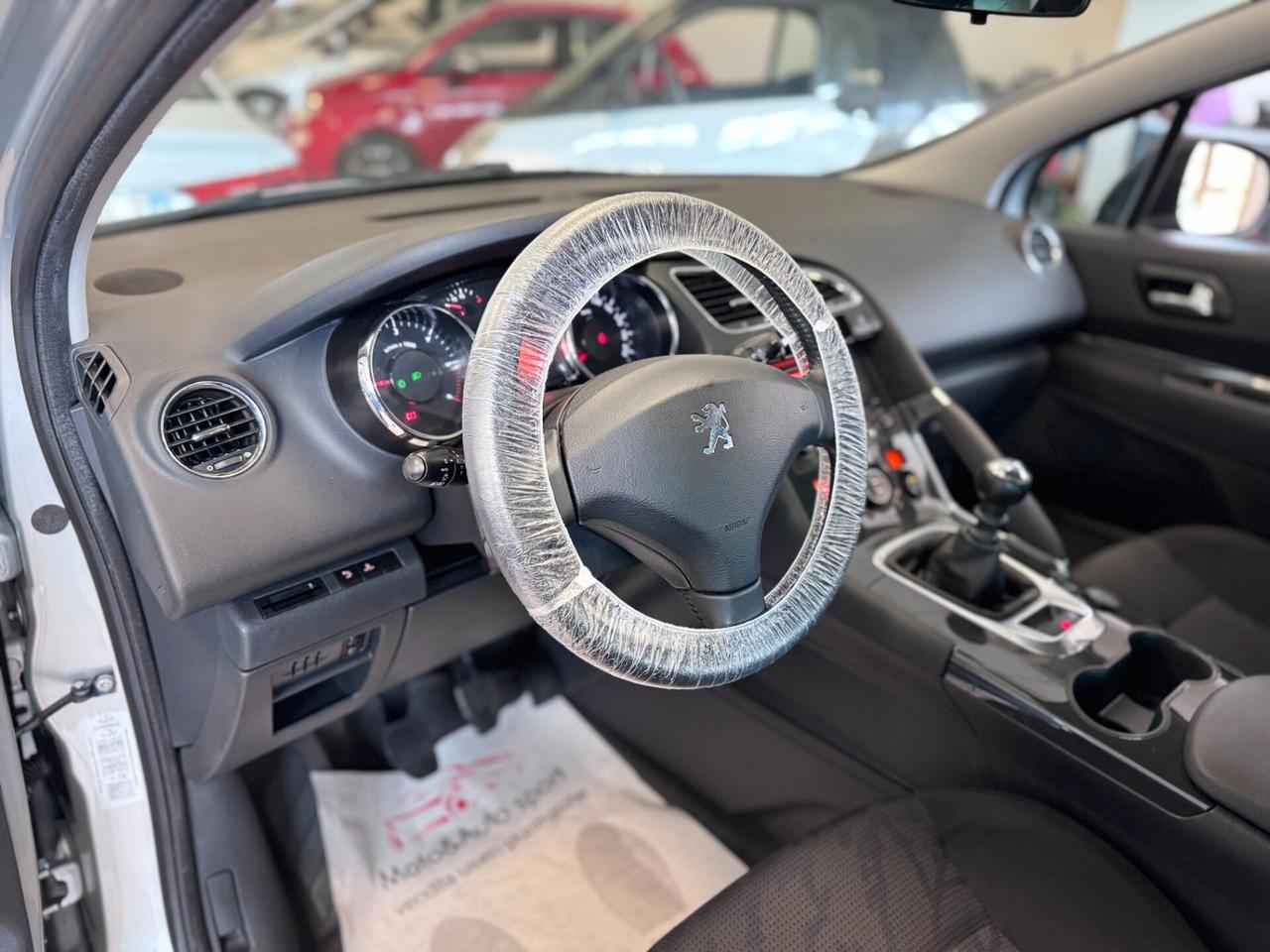 Peugeot 3008 1.6 HDi 112CV Tecno