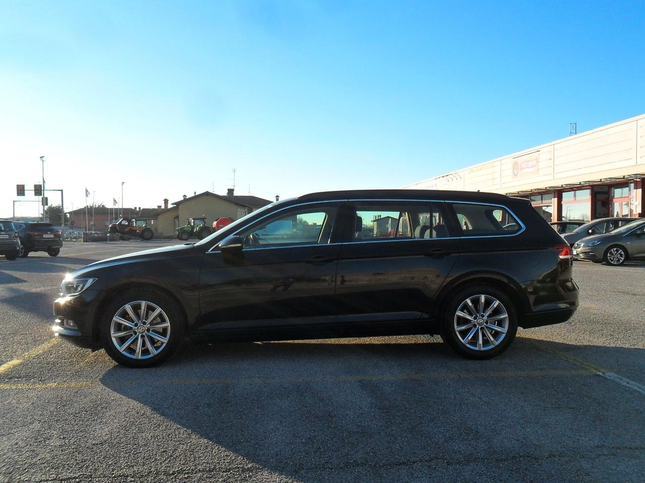 Volkswagen Passat Variant 2.0 TDI DSG Business BlueMotion Tech
