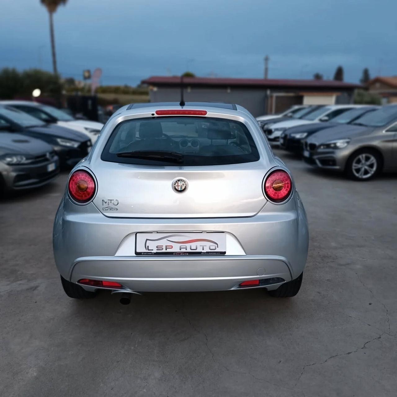 Alfa Romeo MiTo 1.4 78 CV BLACKLINE