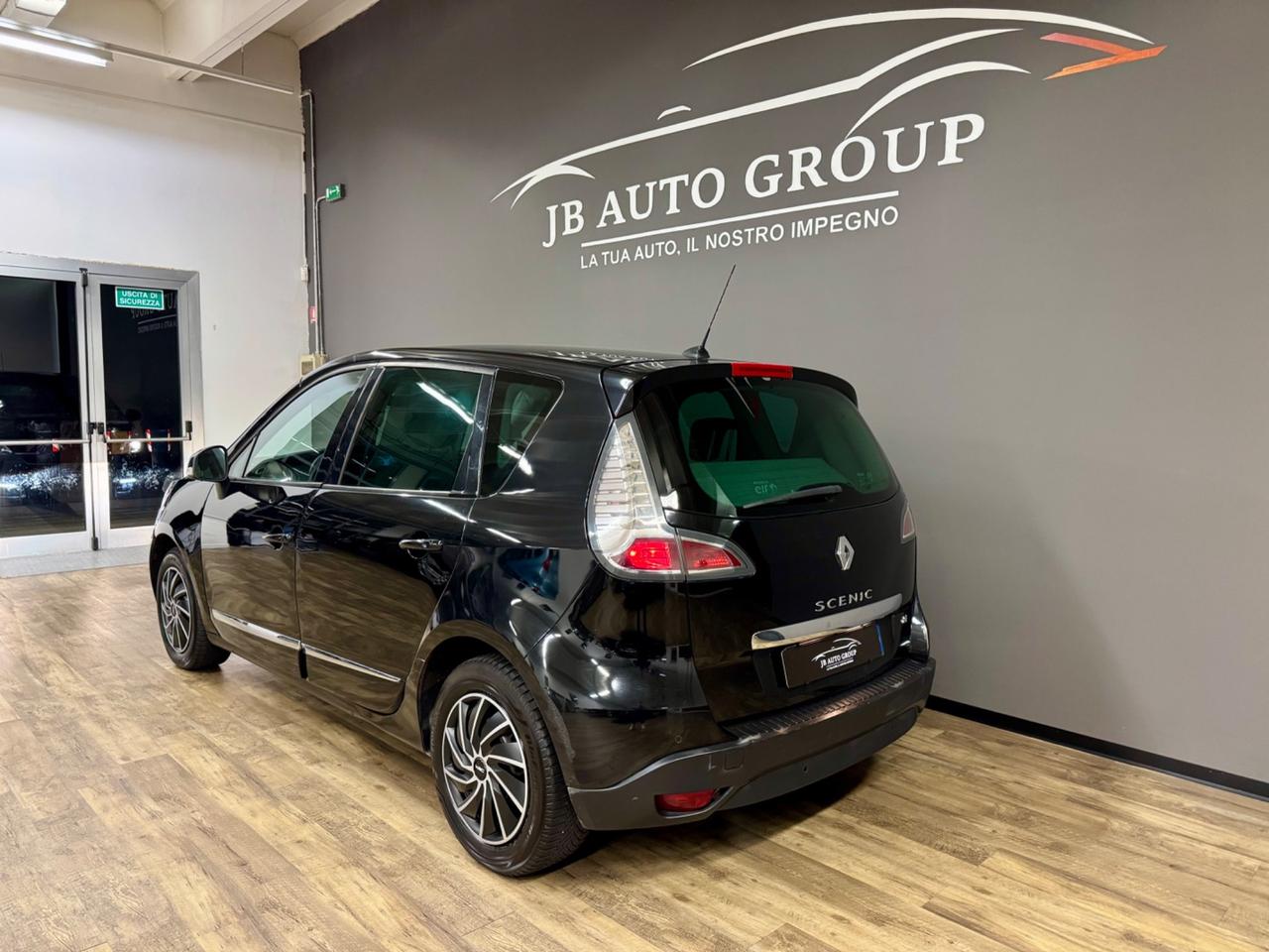 Renault Scenic Scénic XMod 1.5 dCi 110CV