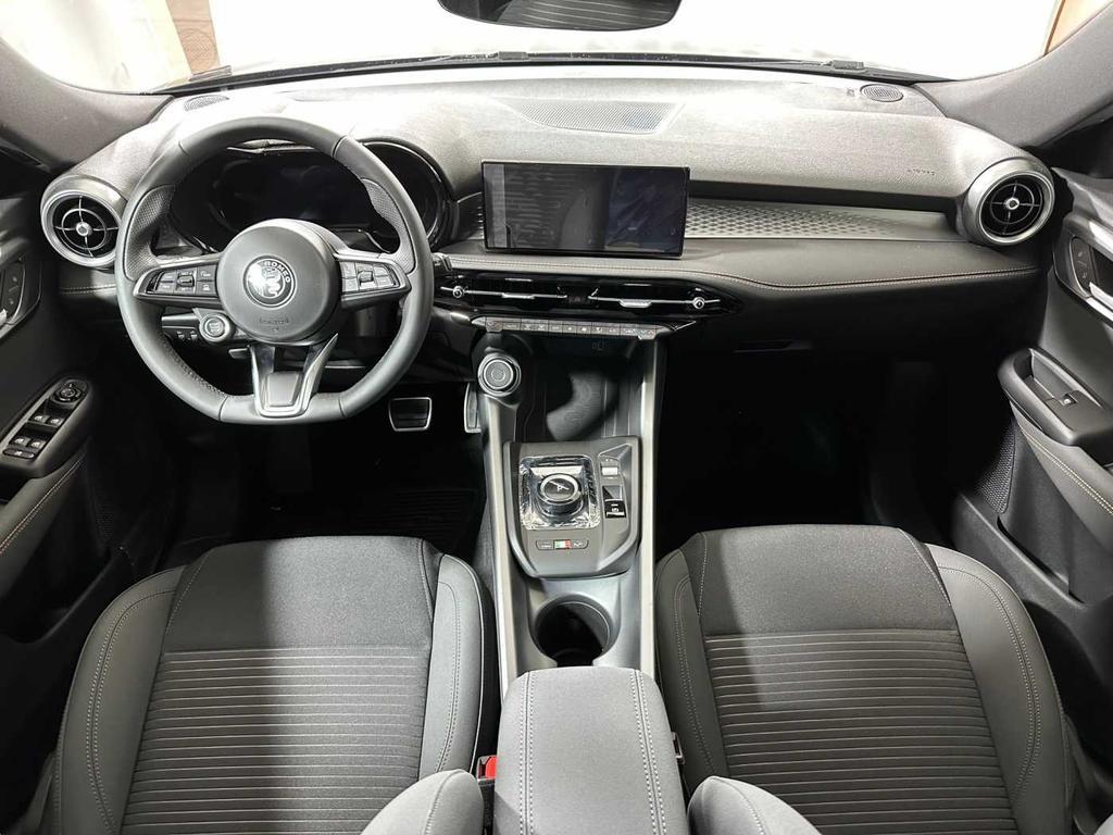 Alfa Romeo Tonale 1.3 phev Sprint Q4 280cv at6