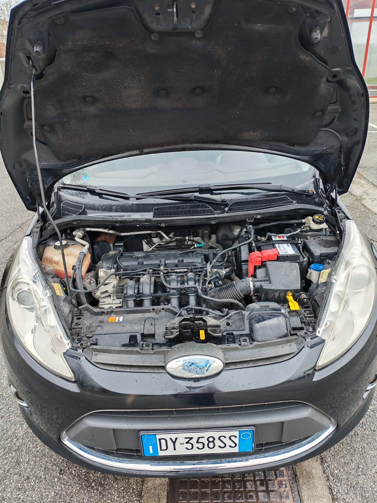 Ford Fiesta 1.2 82CV 3 porte Titanium