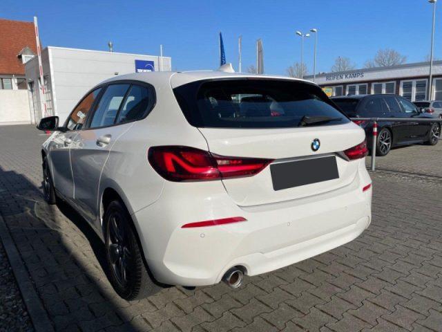 BMW 118 i 5p. Advantage