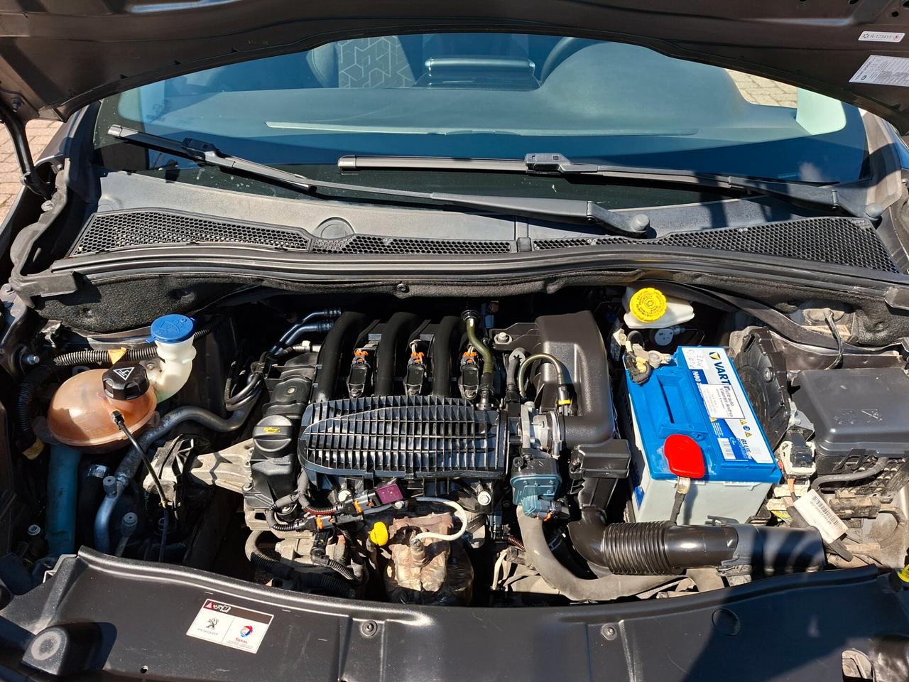 Peugeot 2008 PureTech 82 Active DISTRIBUZ .ESEGUITA