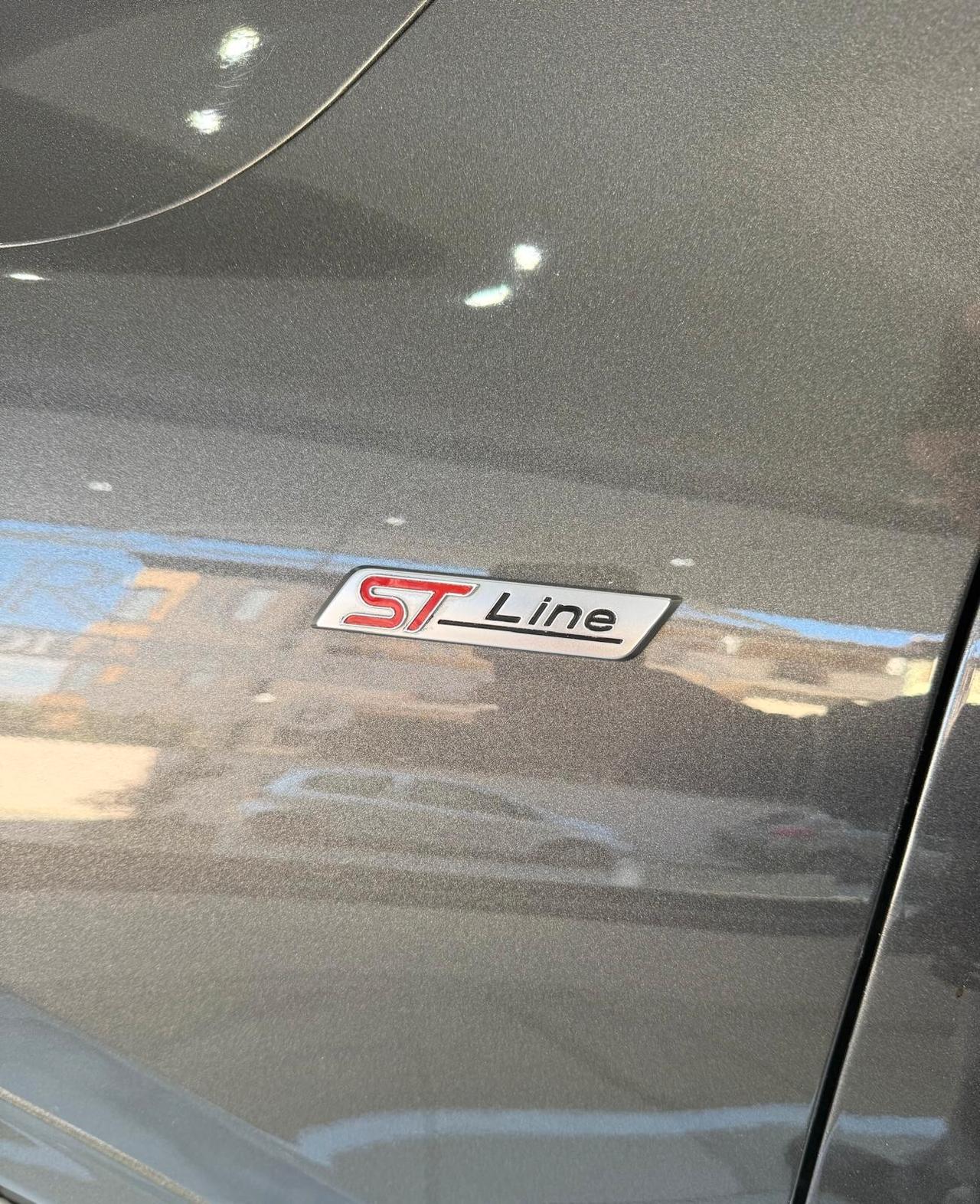 Ford Kuga 1.5 EcoBlue 120 CV aut. 2WD ST-Line