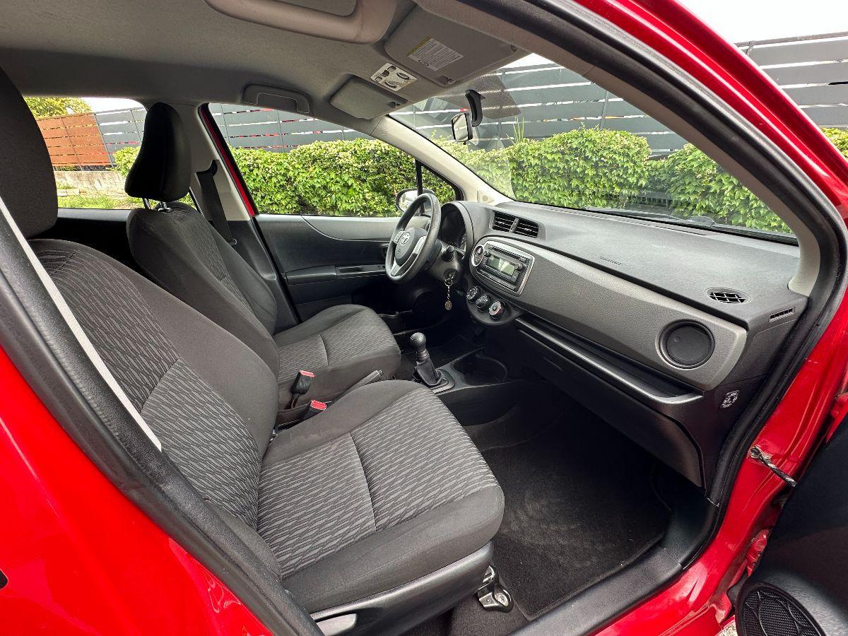 TOYOTA - Yaris - 1.0 5 porte Lounge
