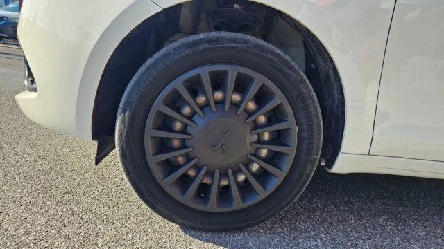 LANCIA Ypsilon 1.0 FireFly 5 porte S&S Hybrid Silver