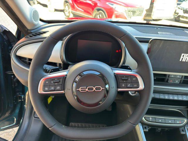 FIAT 600 Hybrid 145CV DCT MHEV La Prima *VERDE MARE