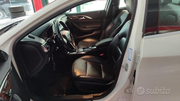 INFINITI Q30 2.2 diesel DCT AWD Premium Tech "NA