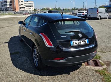 Lancia Delta 1.4 T-Jet 120 CV Silver