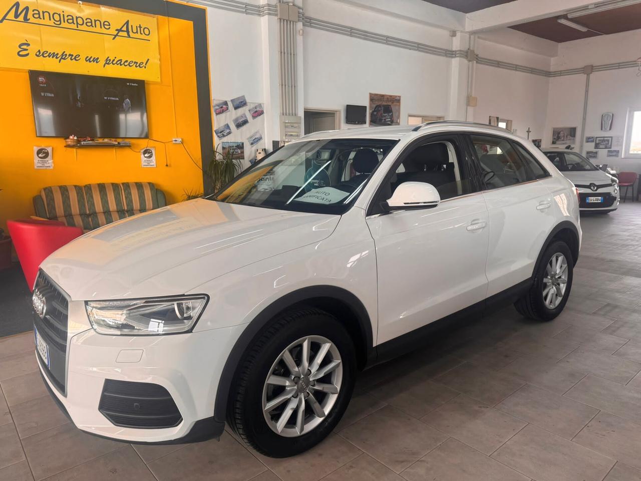 Audi Q3 2.0 TDI 120 CV Design