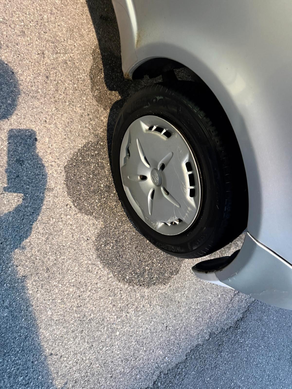 Toyota Yaris 1.3i 16V cat 3 porte Luna